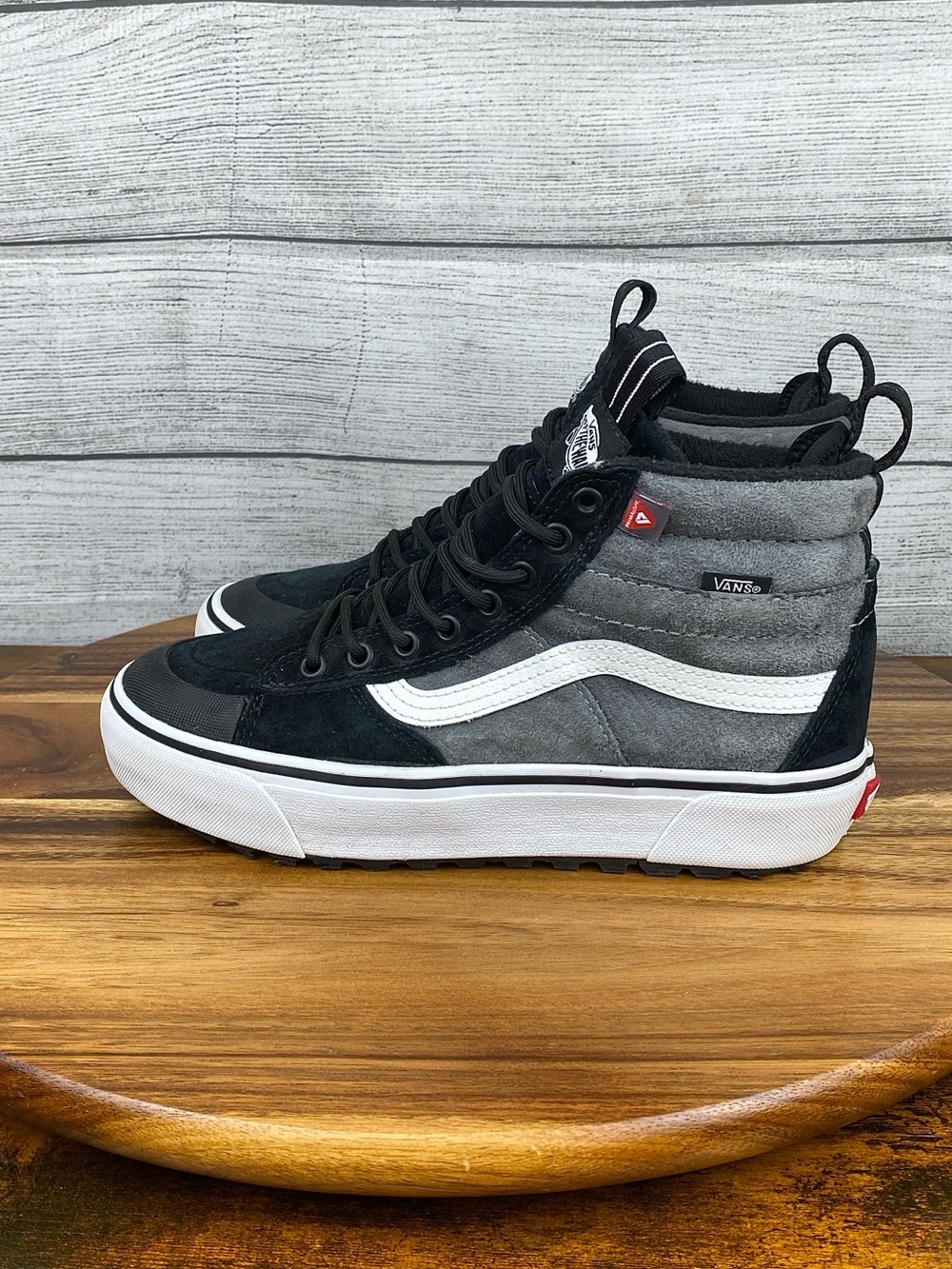 Vans SK8 Hi MTE 2 Black Grey All Weather Shoes Women’s Size 8 / Men’s Size 6.5
